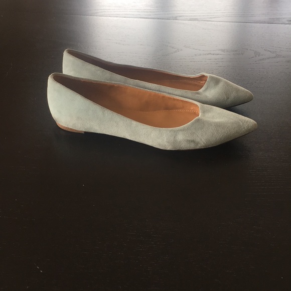 Turquoise Flats - Picture 2 of 2